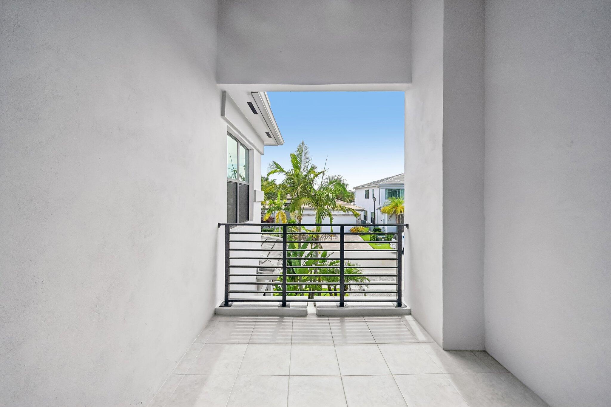17070 Rainbow Falls, Boca Raton FL 33496