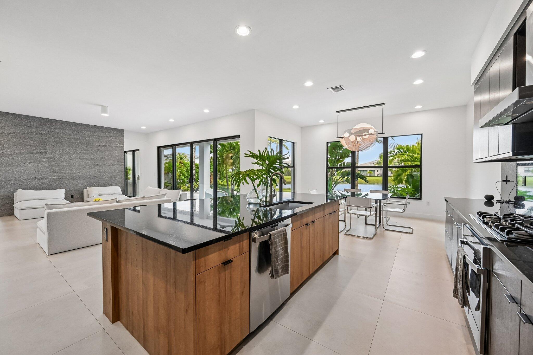 17070 Rainbow Falls, Boca Raton FL 33496