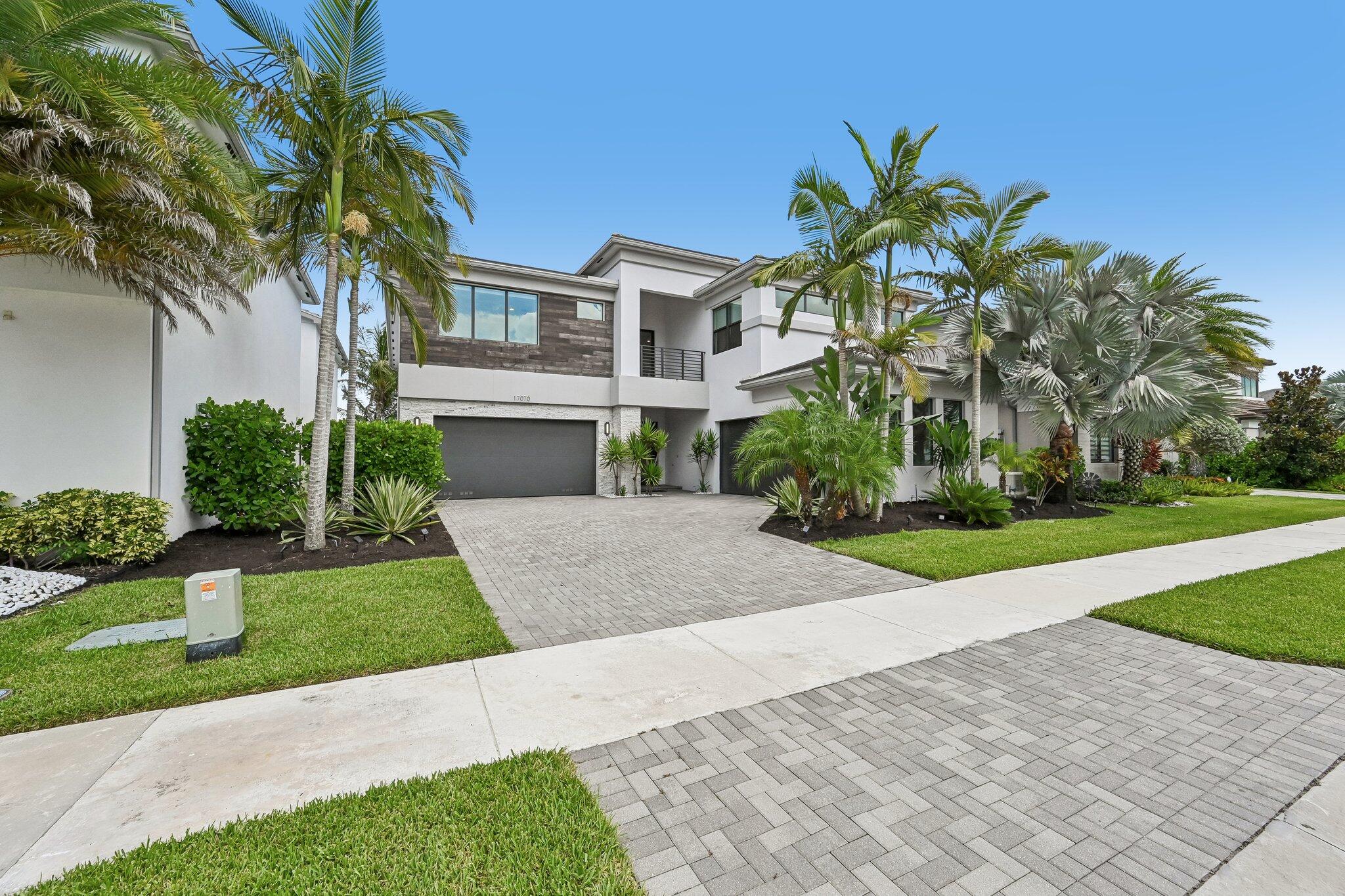 17070 Rainbow Falls, Boca Raton FL 33496