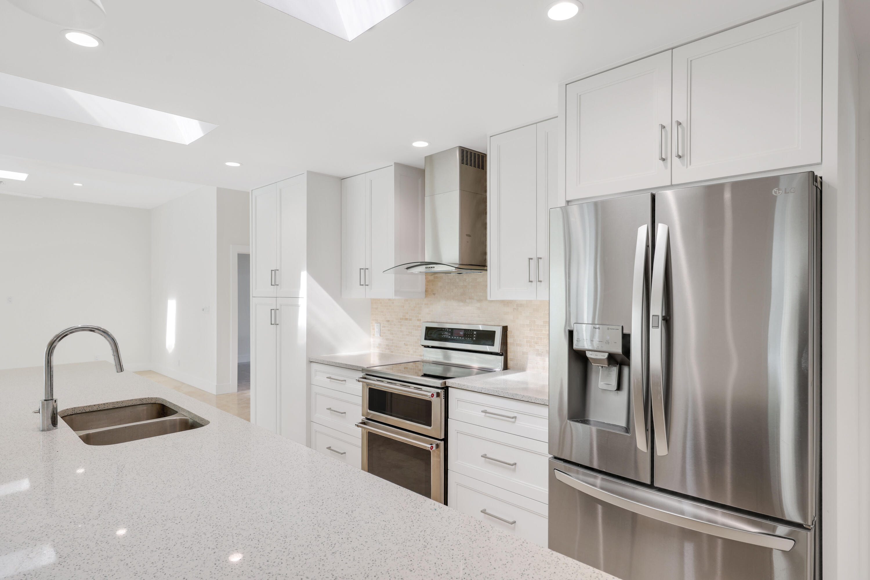 1386 S Atlantic, Lantana FL 33462