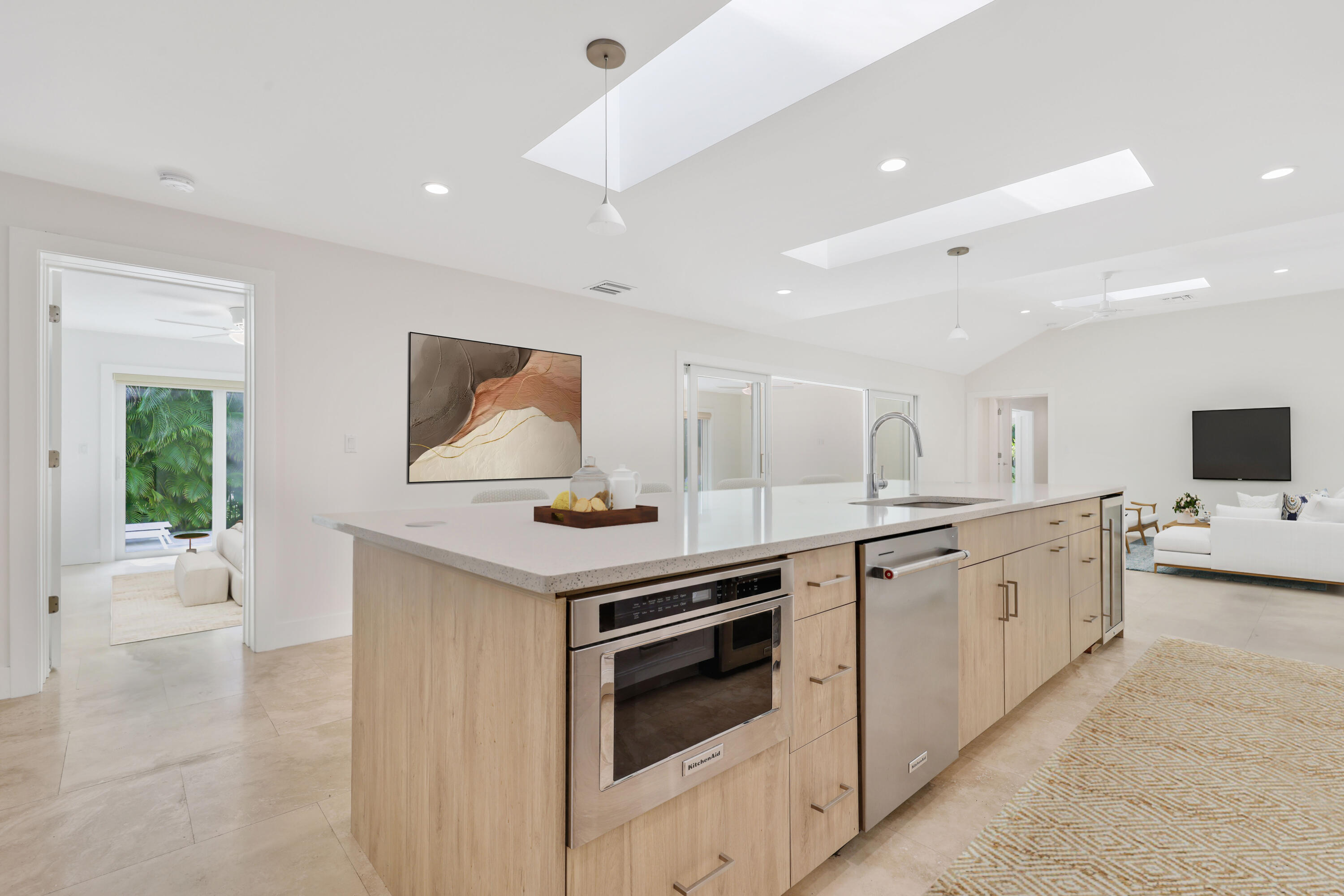 1386 S Atlantic, Lantana FL 33462