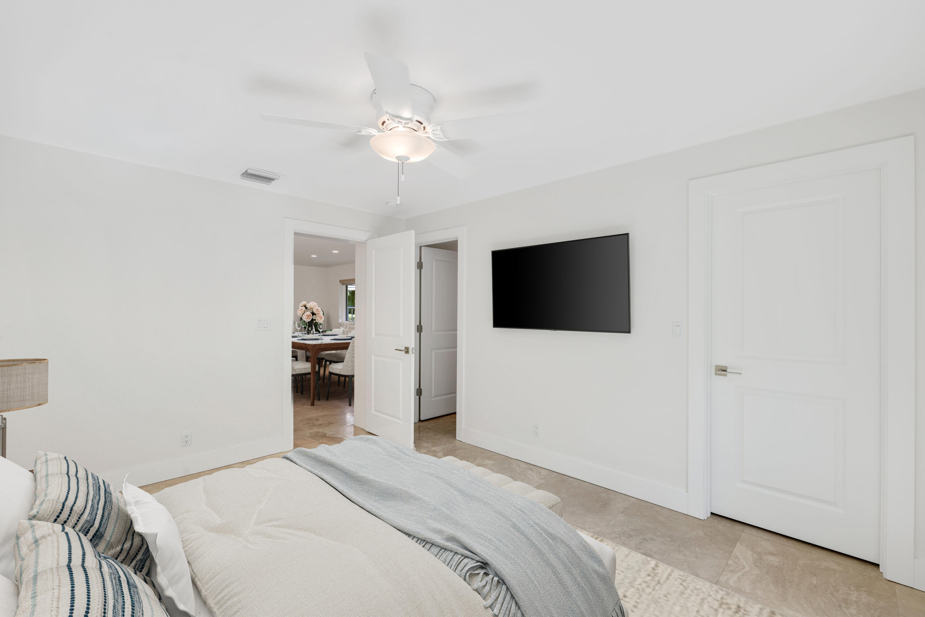 1386 S Atlantic, Lantana FL 33462