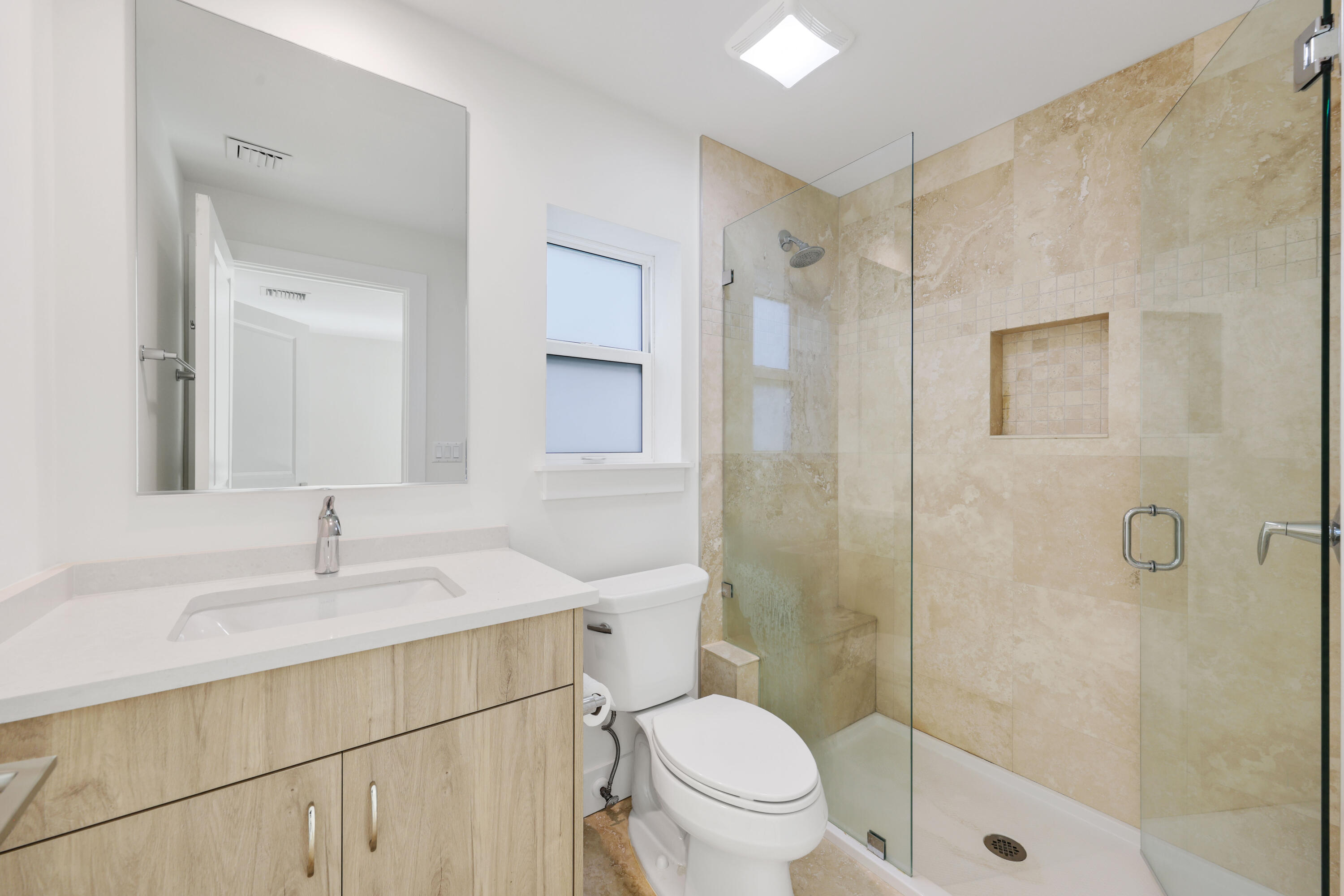 1386 S Atlantic, Lantana FL 33462