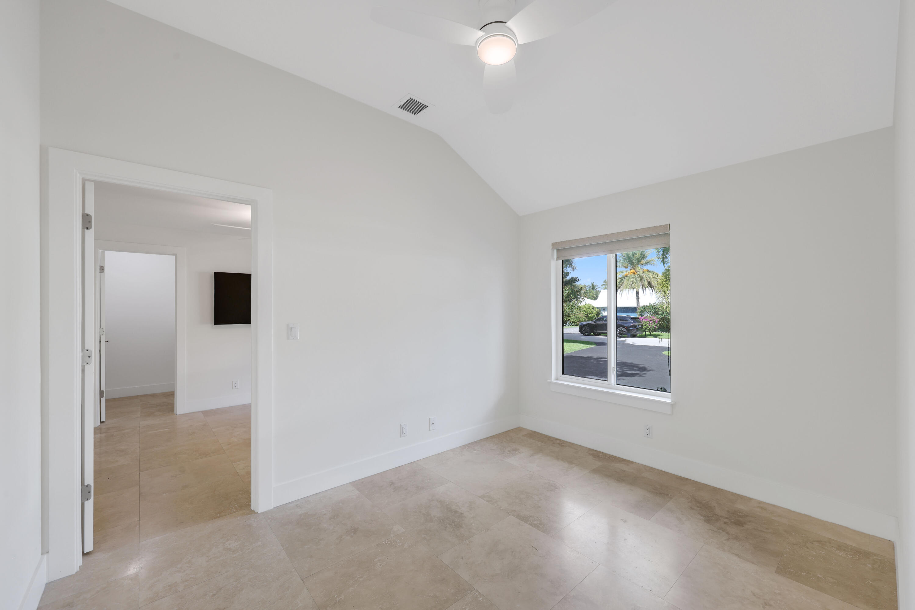 1386 S Atlantic, Lantana FL 33462