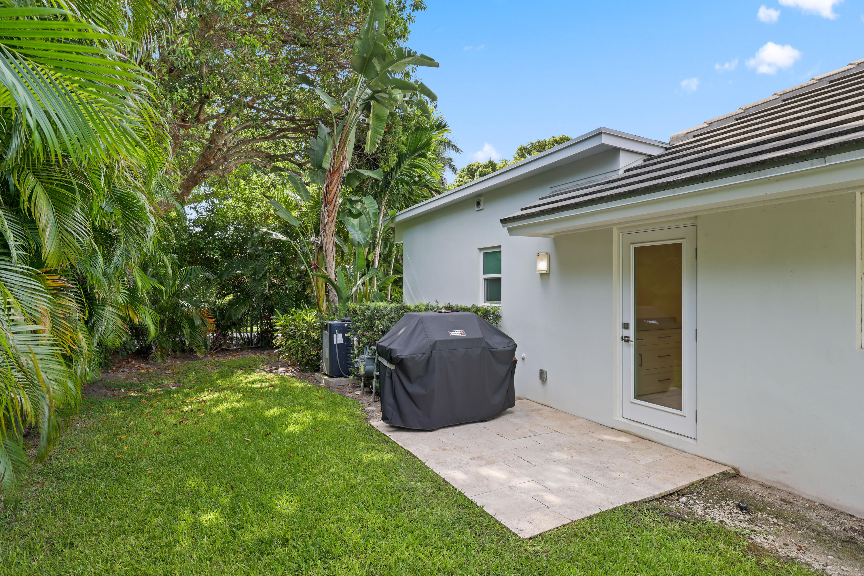 1386 S Atlantic, Lantana FL 33462