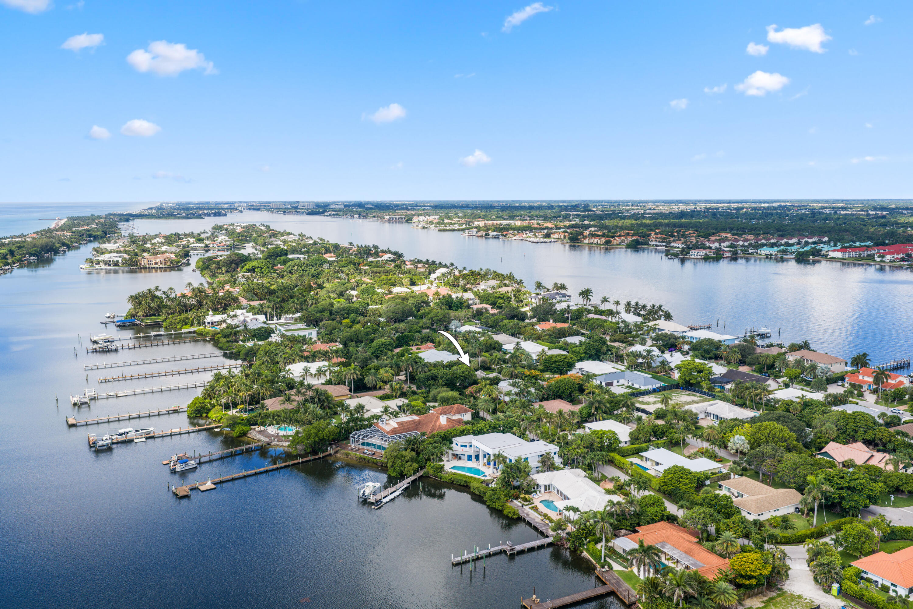 1386 S Atlantic, Lantana FL 33462