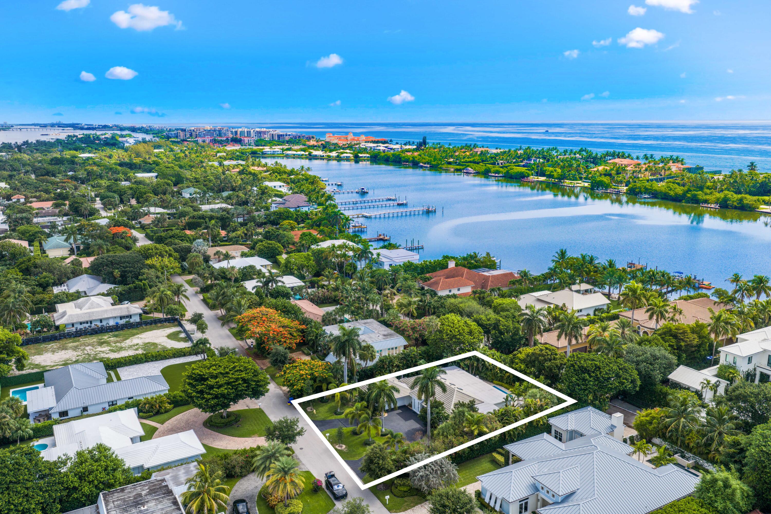 1386 S Atlantic, Lantana FL 33462