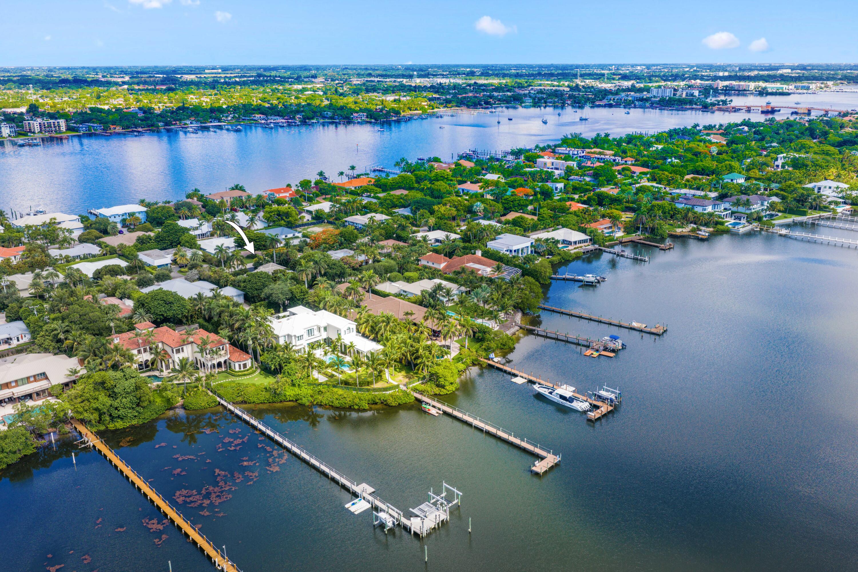 1386 S Atlantic, Lantana FL 33462