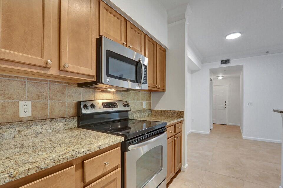7101 MYRTLEWOOD, Palm Beach Gardens FL 33418