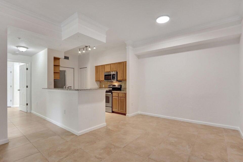 7101 MYRTLEWOOD, Palm Beach Gardens FL 33418