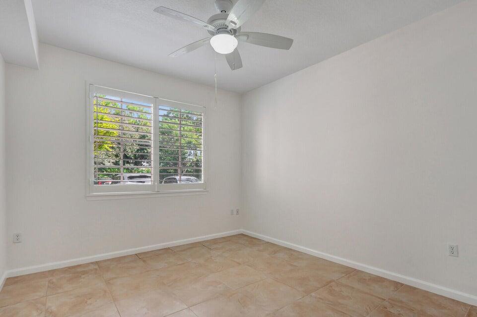 7101 MYRTLEWOOD, Palm Beach Gardens FL 33418