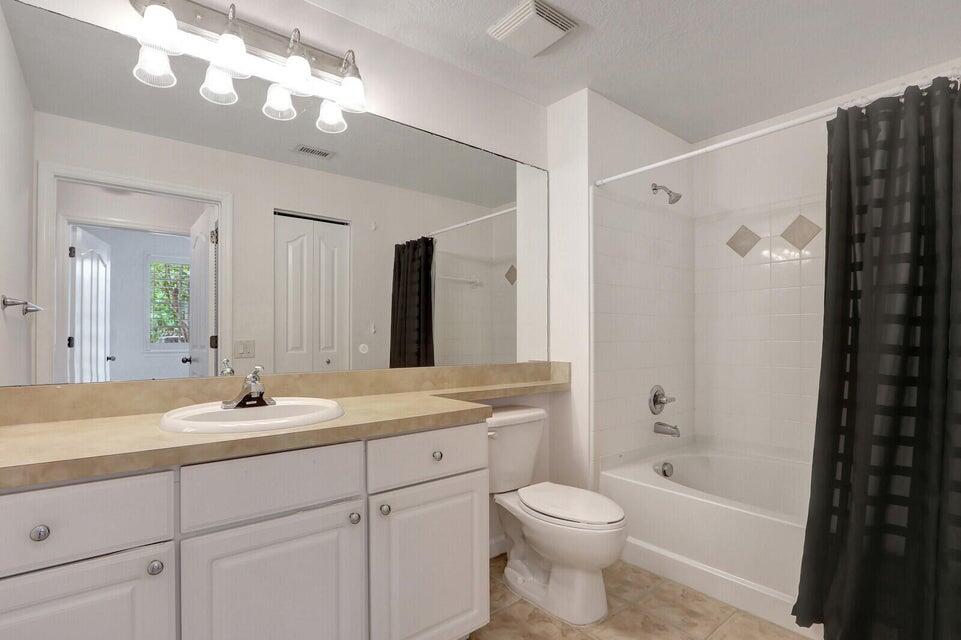 7101 MYRTLEWOOD, Palm Beach Gardens FL 33418