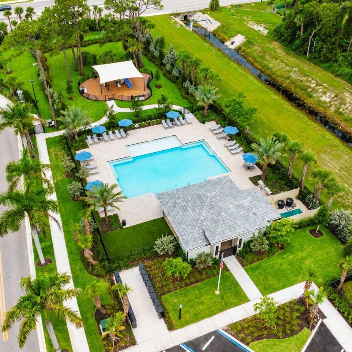 4226 Efendi #Latitude 57-29, Lantana FL 33462