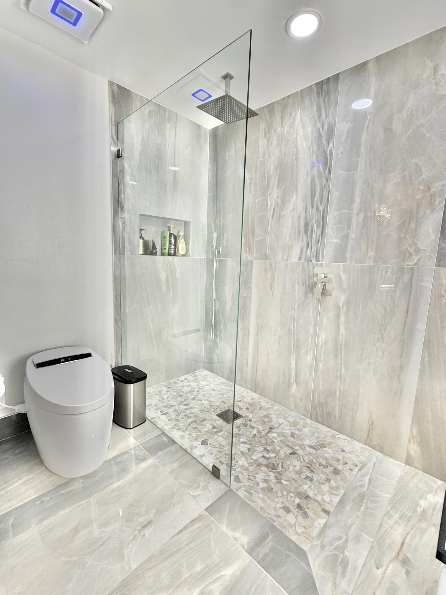 6411 Via Rosa, Boca Raton FL 33433