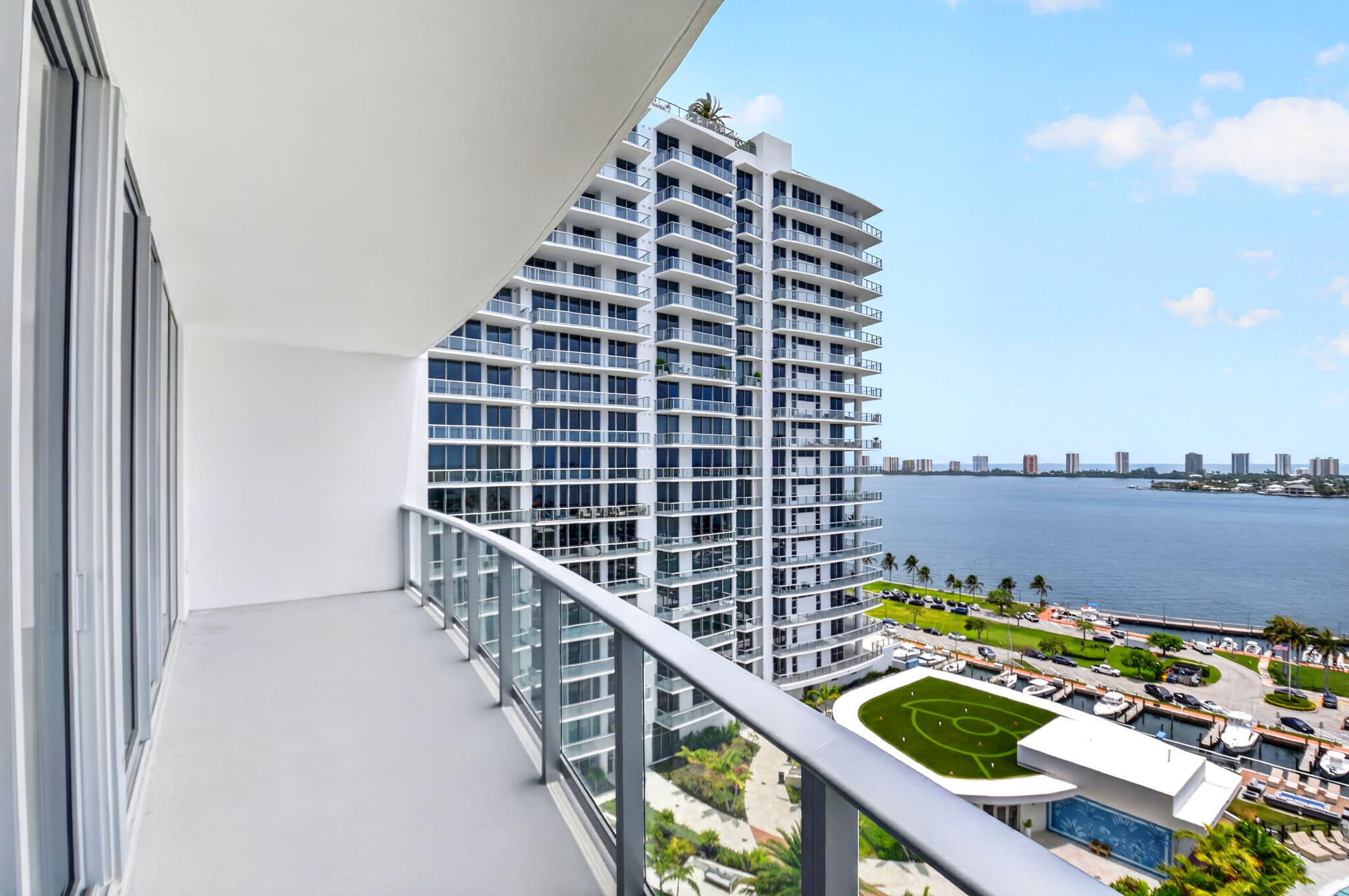 220 Lake Shore #1506, Lake Park FL 33403