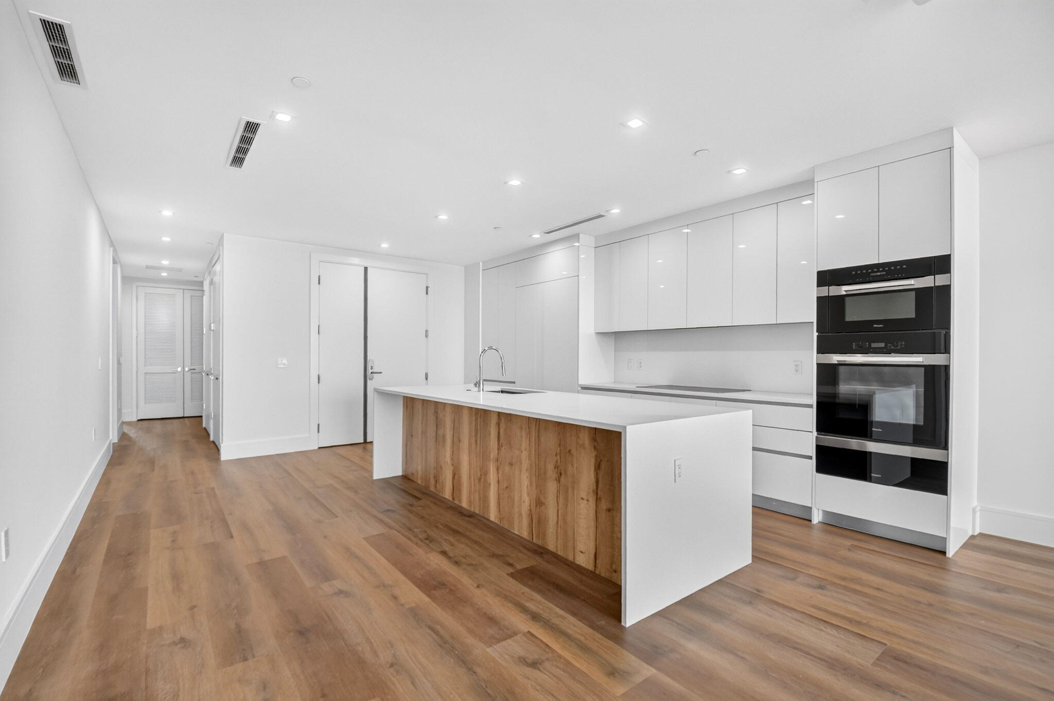 220 Lake Shore #1506, Lake Park FL 33403