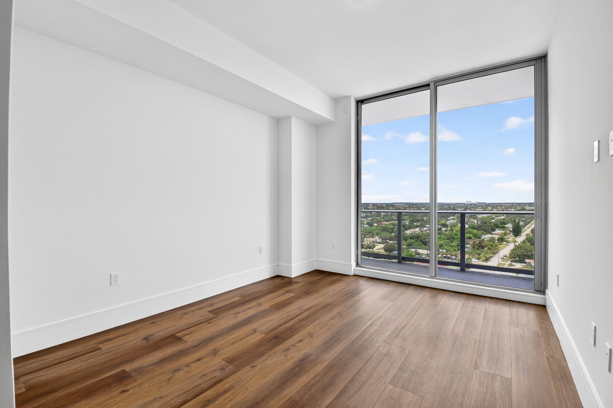 220 Lake Shore #1506, Lake Park FL 33403