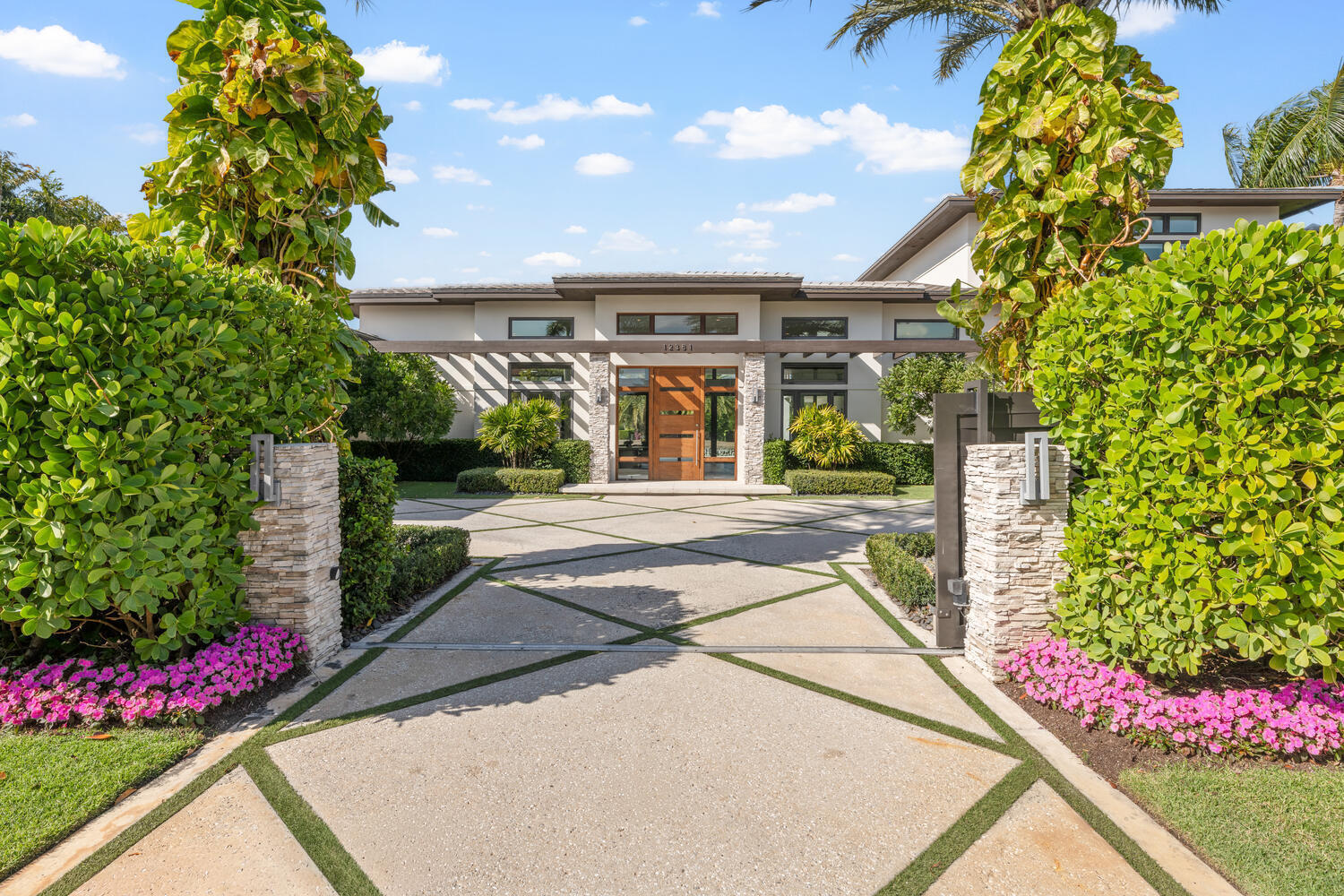 12381 Cypress Island, Wellington FL 33414
