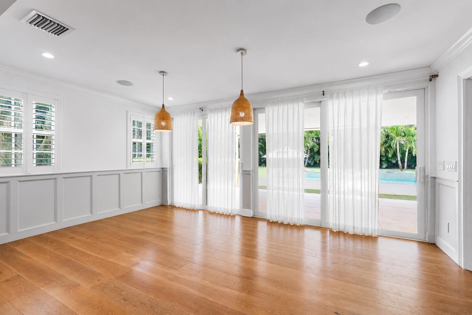 232 Essex, West Palm Beach FL 33405