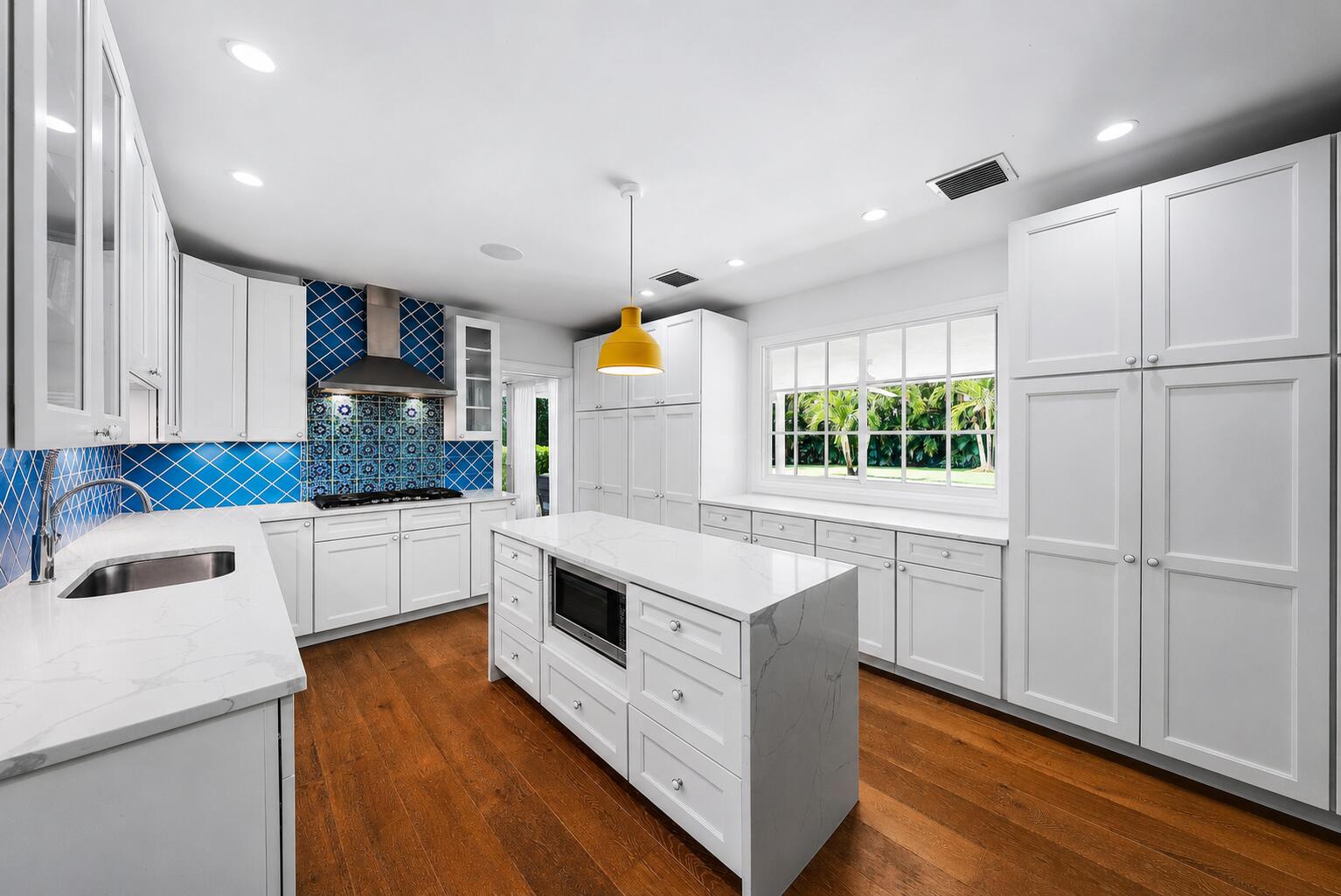 232 Essex, West Palm Beach FL 33405