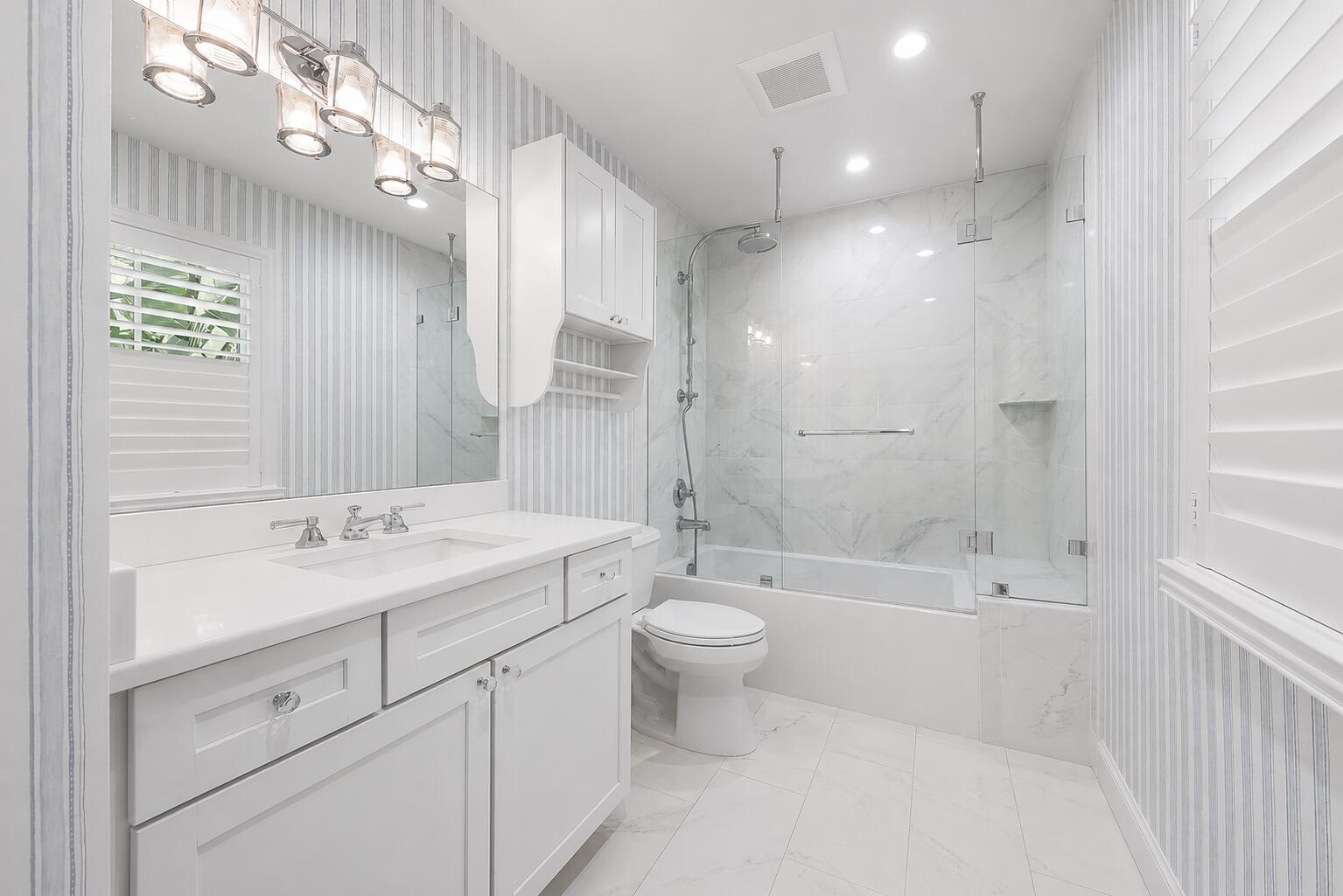 232 Essex, West Palm Beach FL 33405