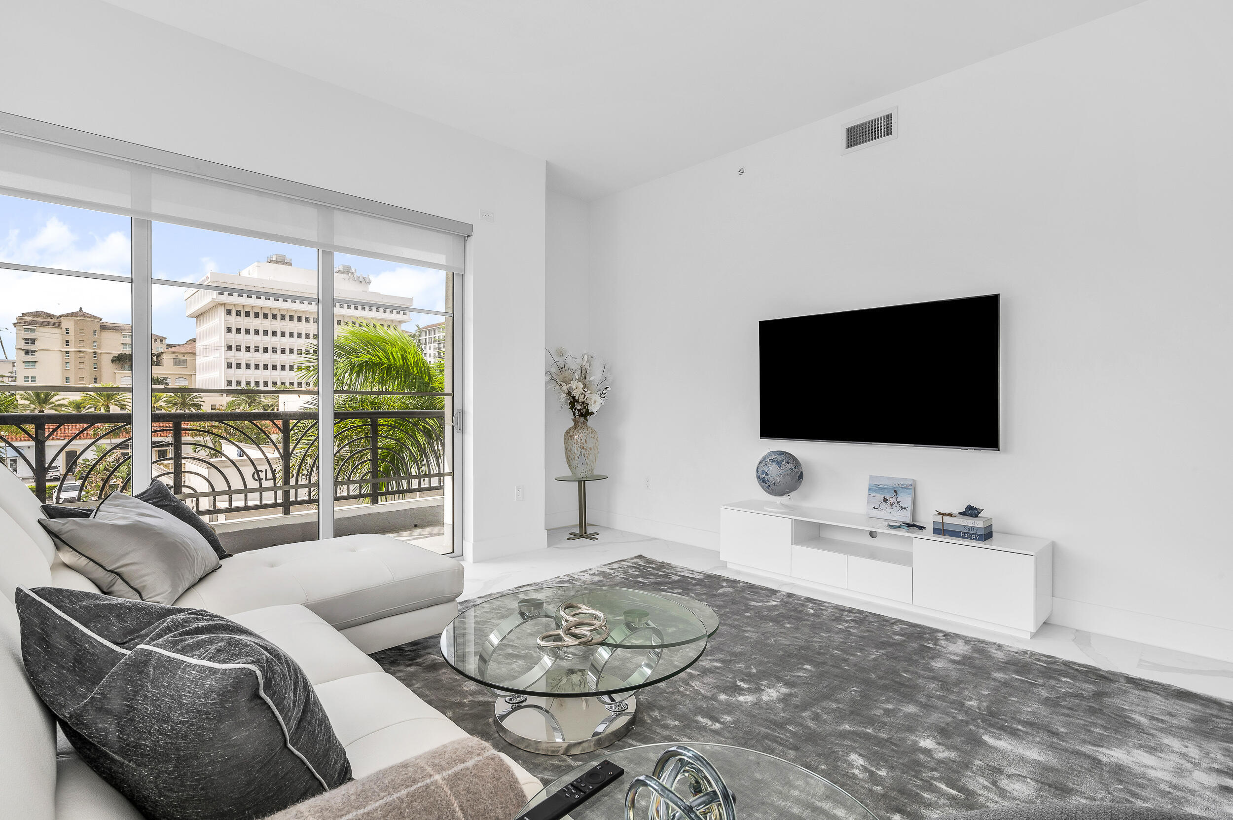 155 E Boca Raton #303, Boca Raton FL 33432
