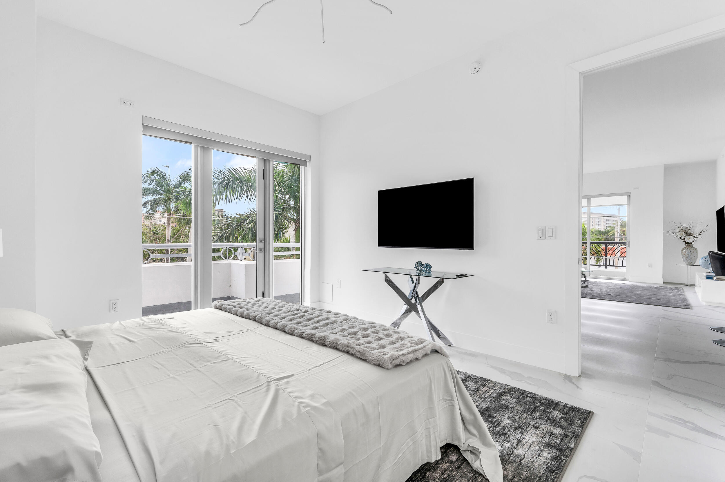 155 E Boca Raton #303, Boca Raton FL 33432