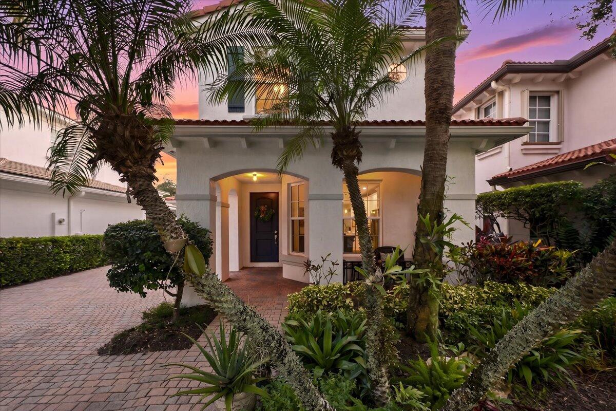 315 September, Palm Beach Gardens FL 33410