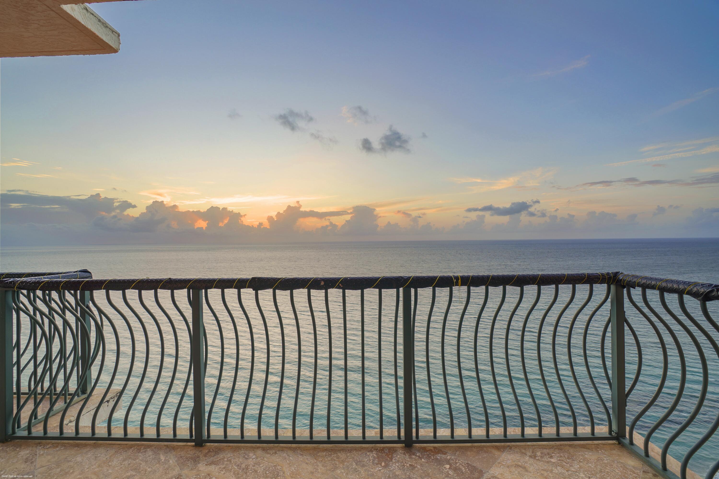 5150 N Ocean #PH 2001, Singer Island FL 33404