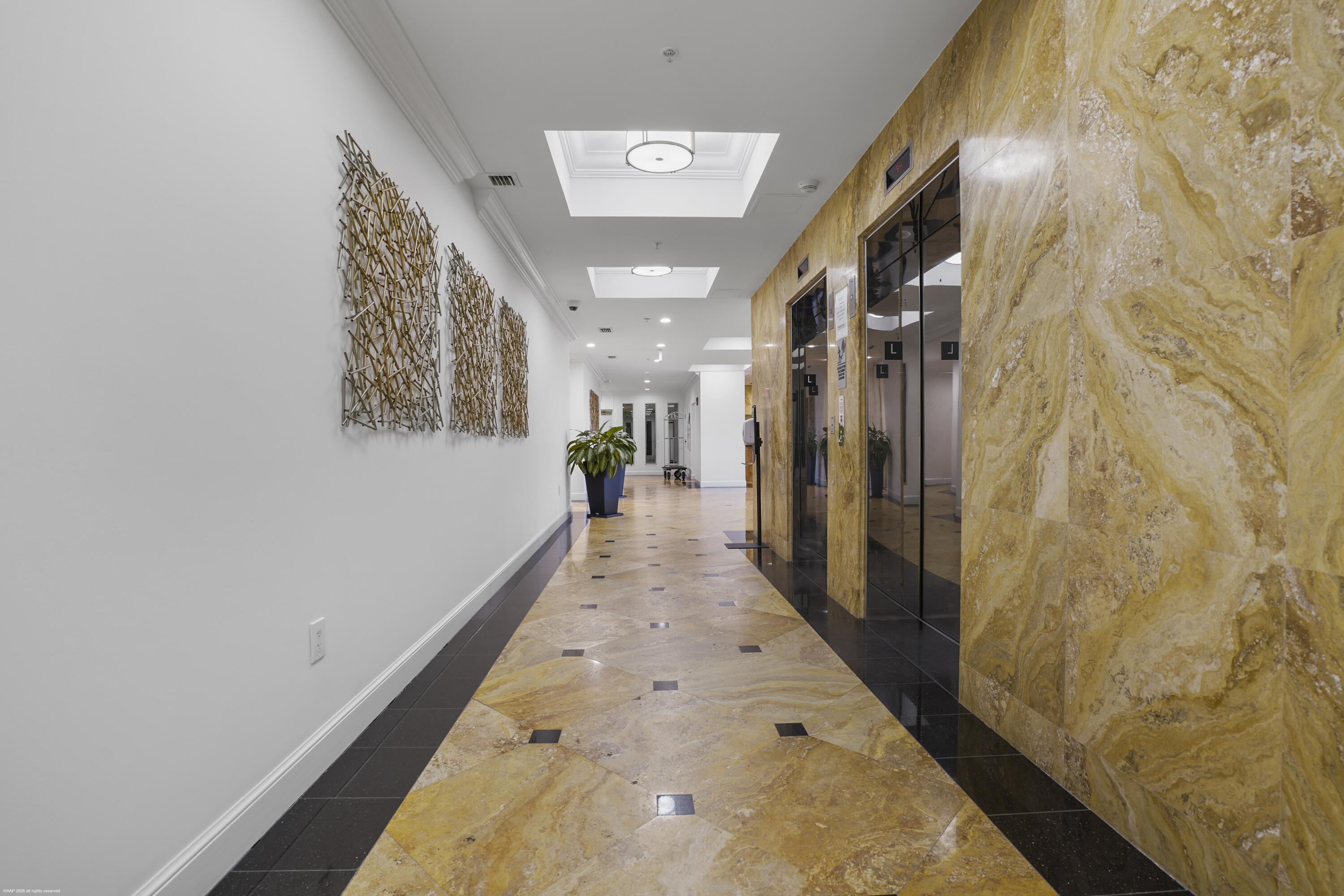 5150 N Ocean #PH 2001, Singer Island FL 33404