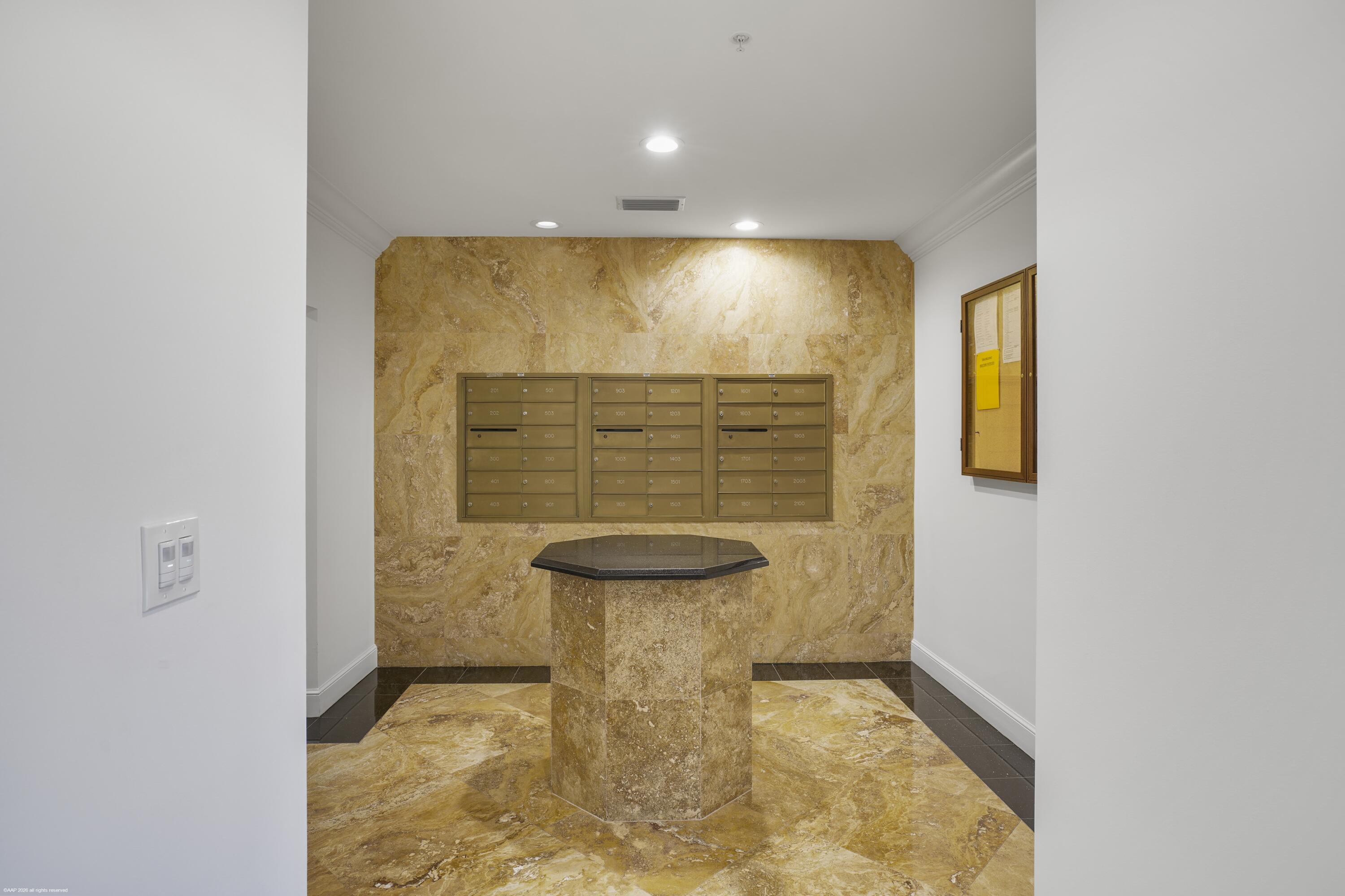 5150 N Ocean #PH 2001, Singer Island FL 33404