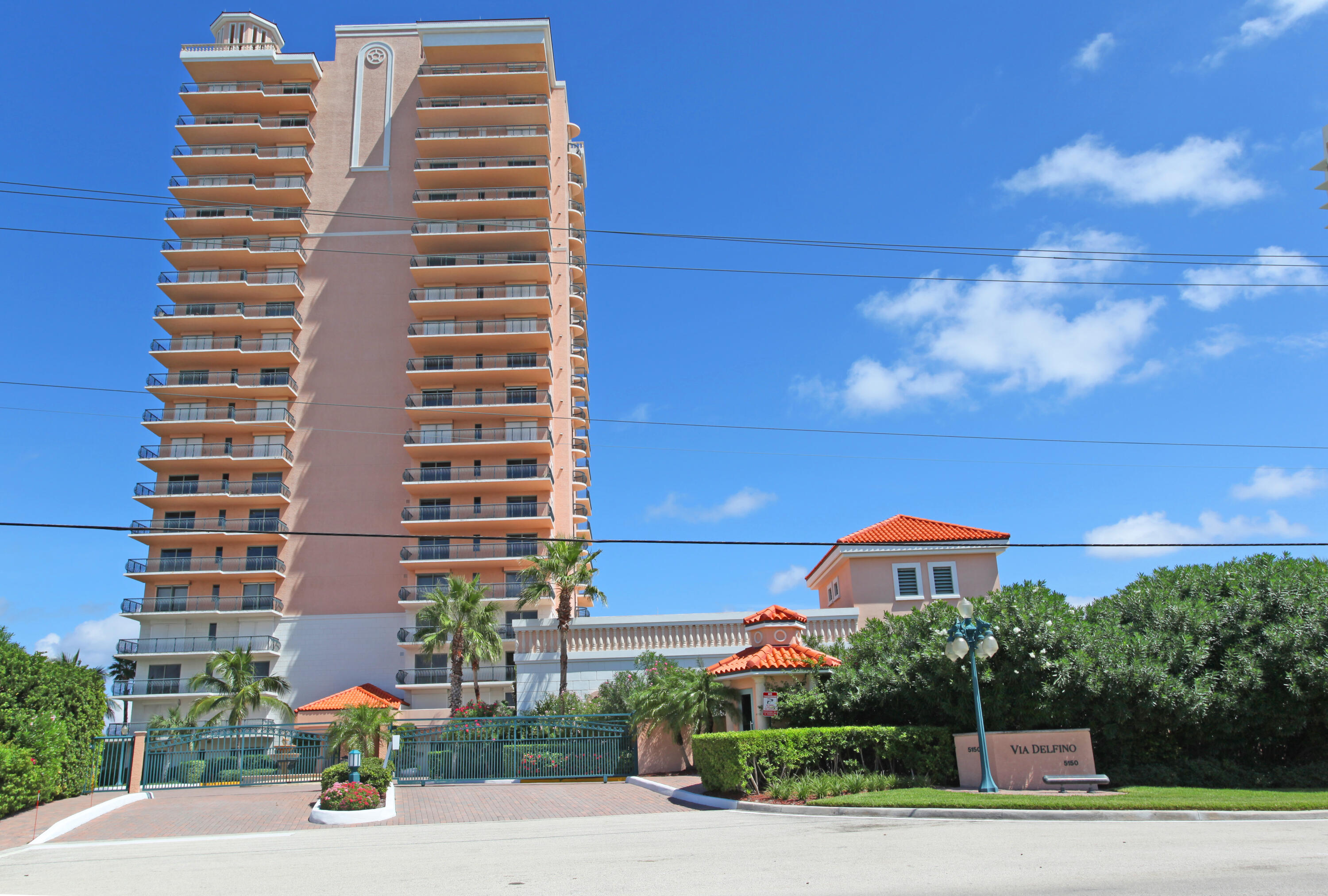 5150 N Ocean #PH 2001, Singer Island FL 33404