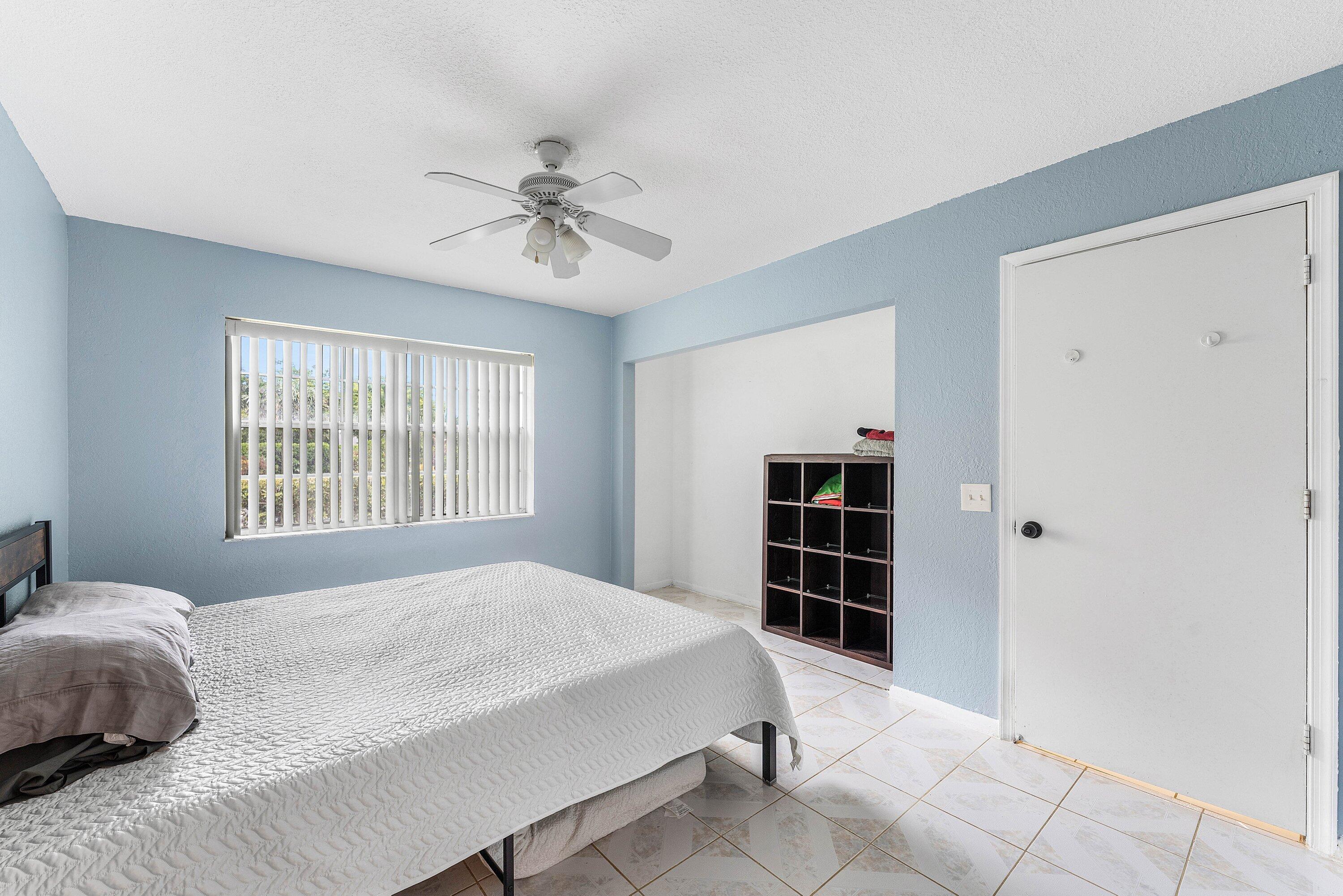 170 WATERSIDE #170, Hypoluxo FL 33462
