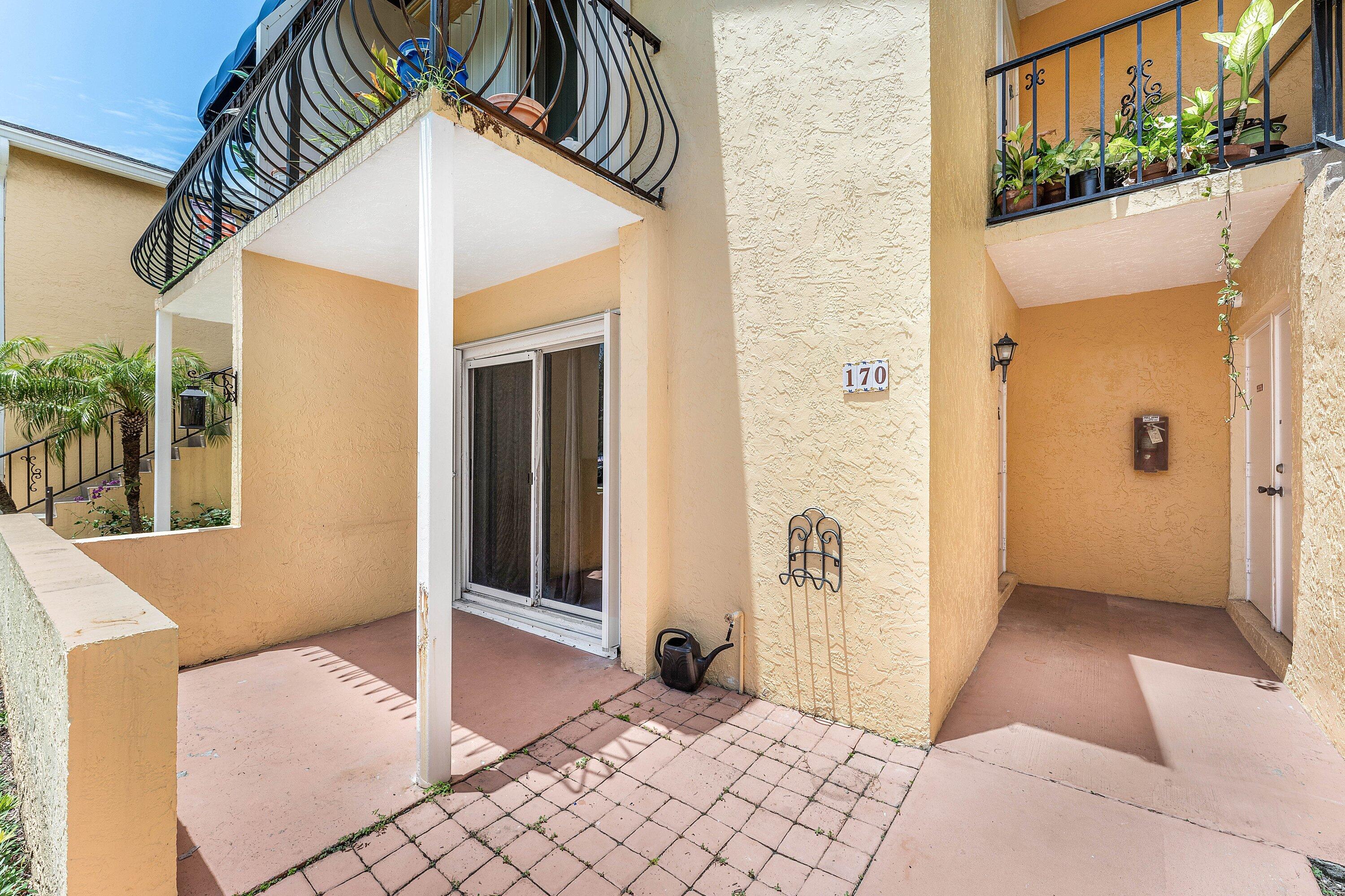 170 WATERSIDE #170, Hypoluxo FL 33462
