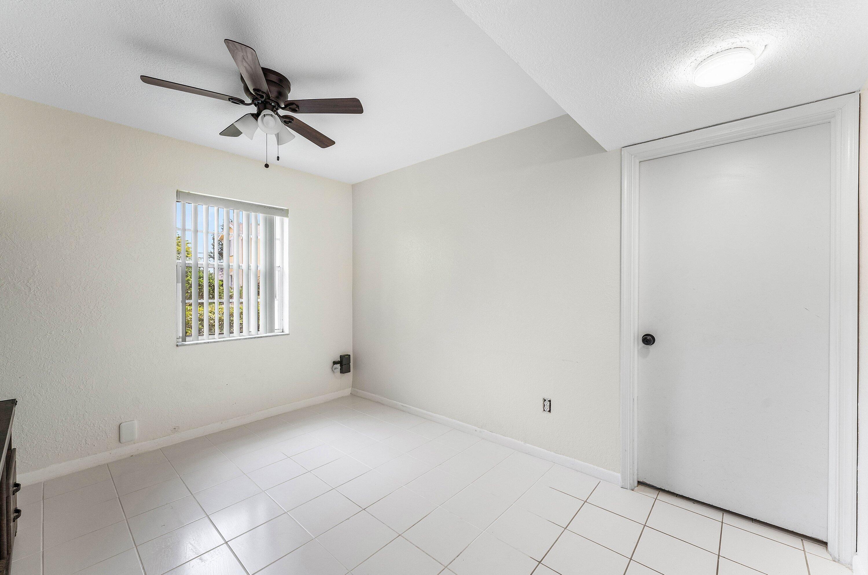 170 WATERSIDE #170, Hypoluxo FL 33462