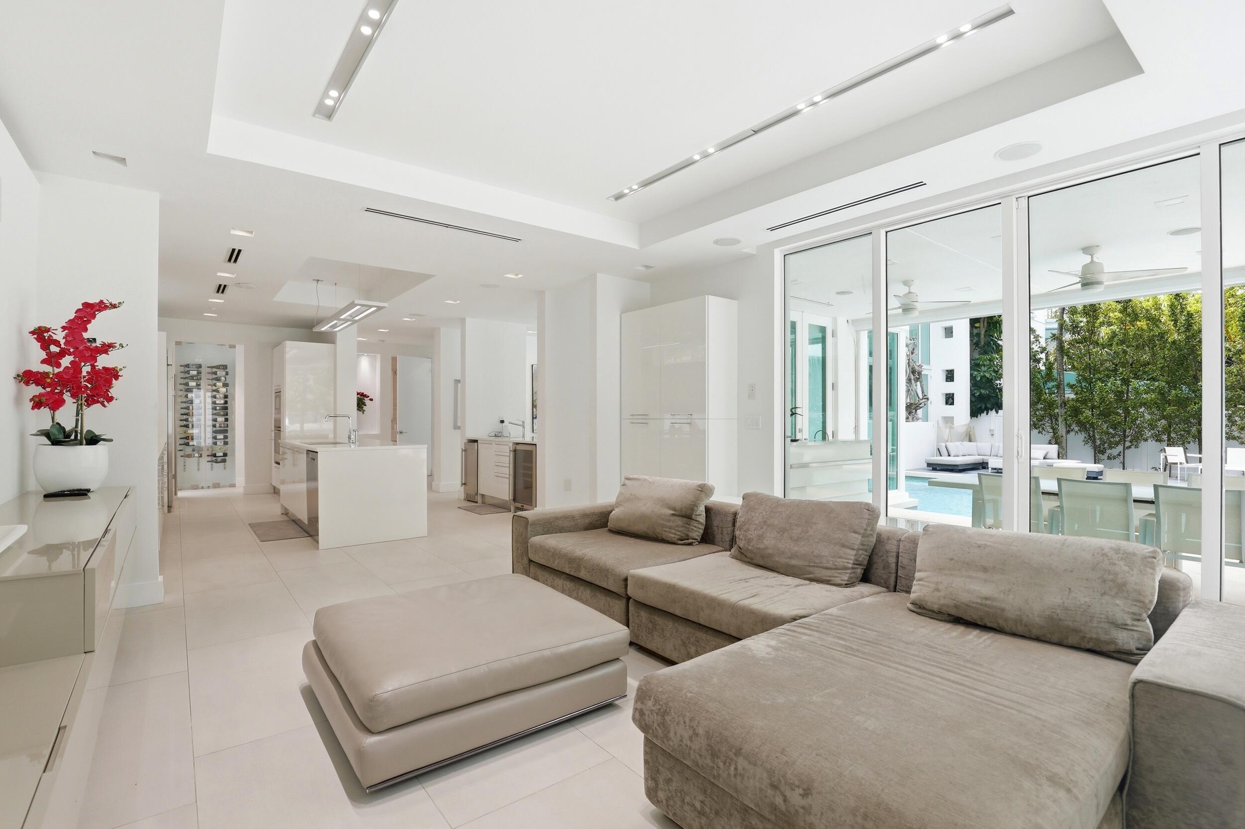 3017 N ATLANTIC, Fort Lauderdale FL 33308