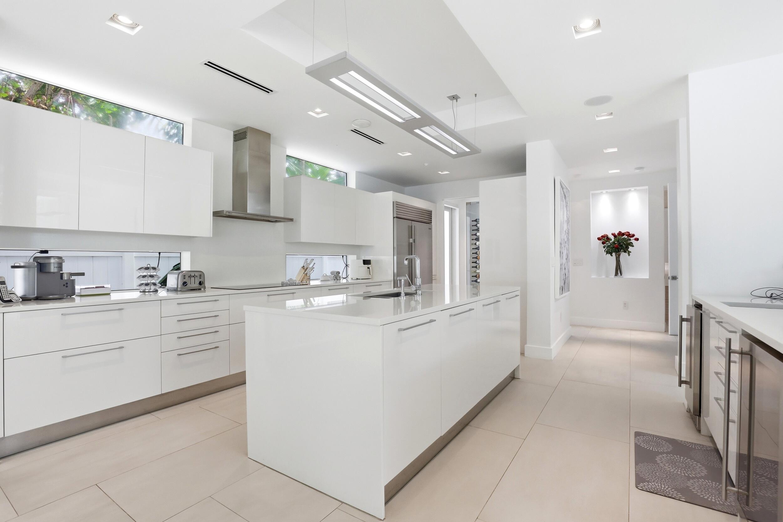 3017 N ATLANTIC, Fort Lauderdale FL 33308