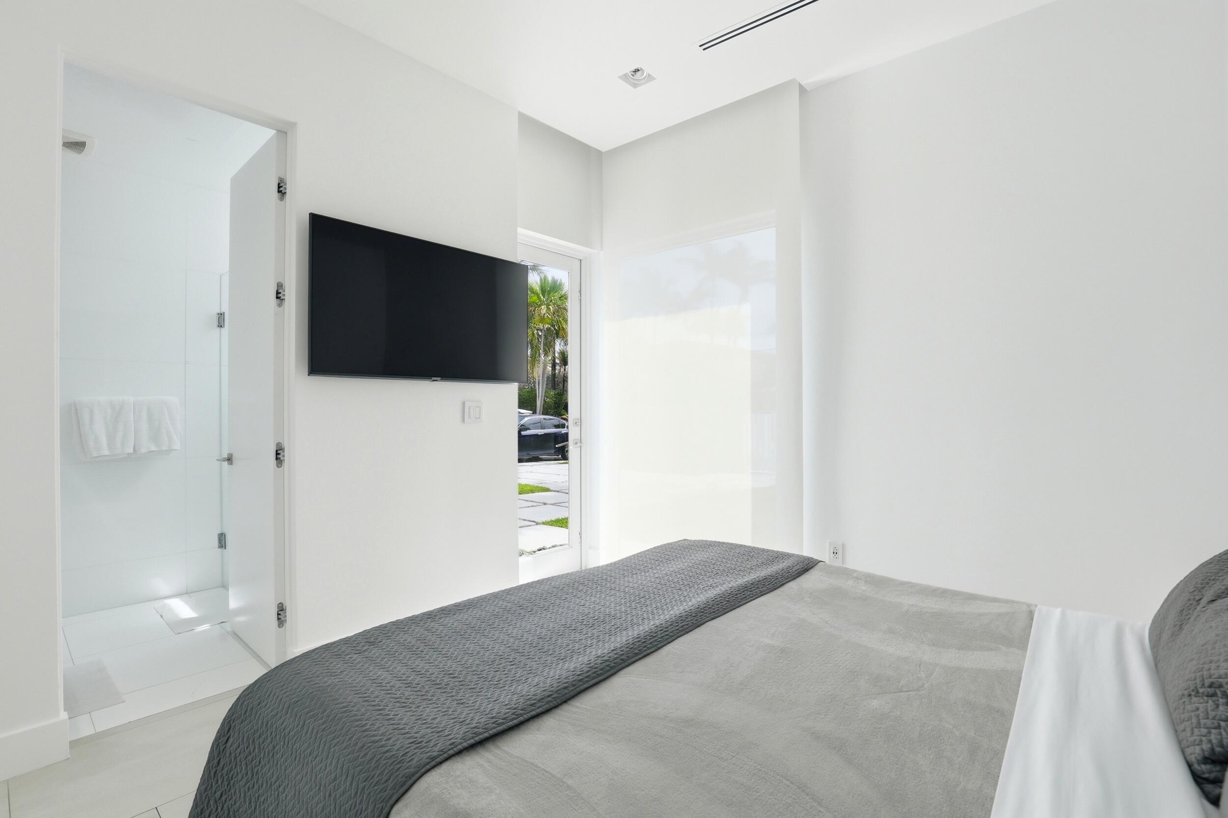 3017 N ATLANTIC, Fort Lauderdale FL 33308