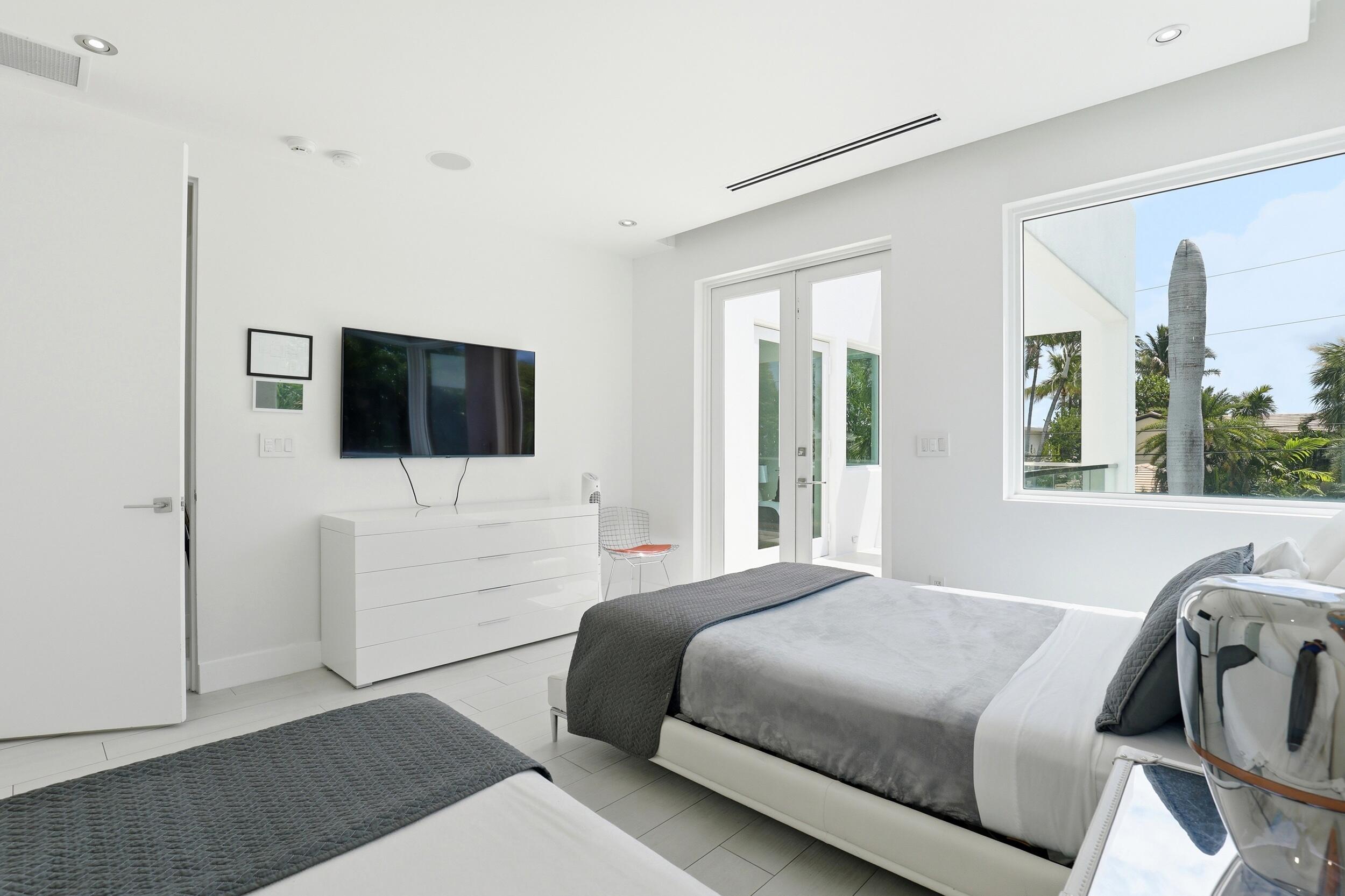 3017 N ATLANTIC, Fort Lauderdale FL 33308