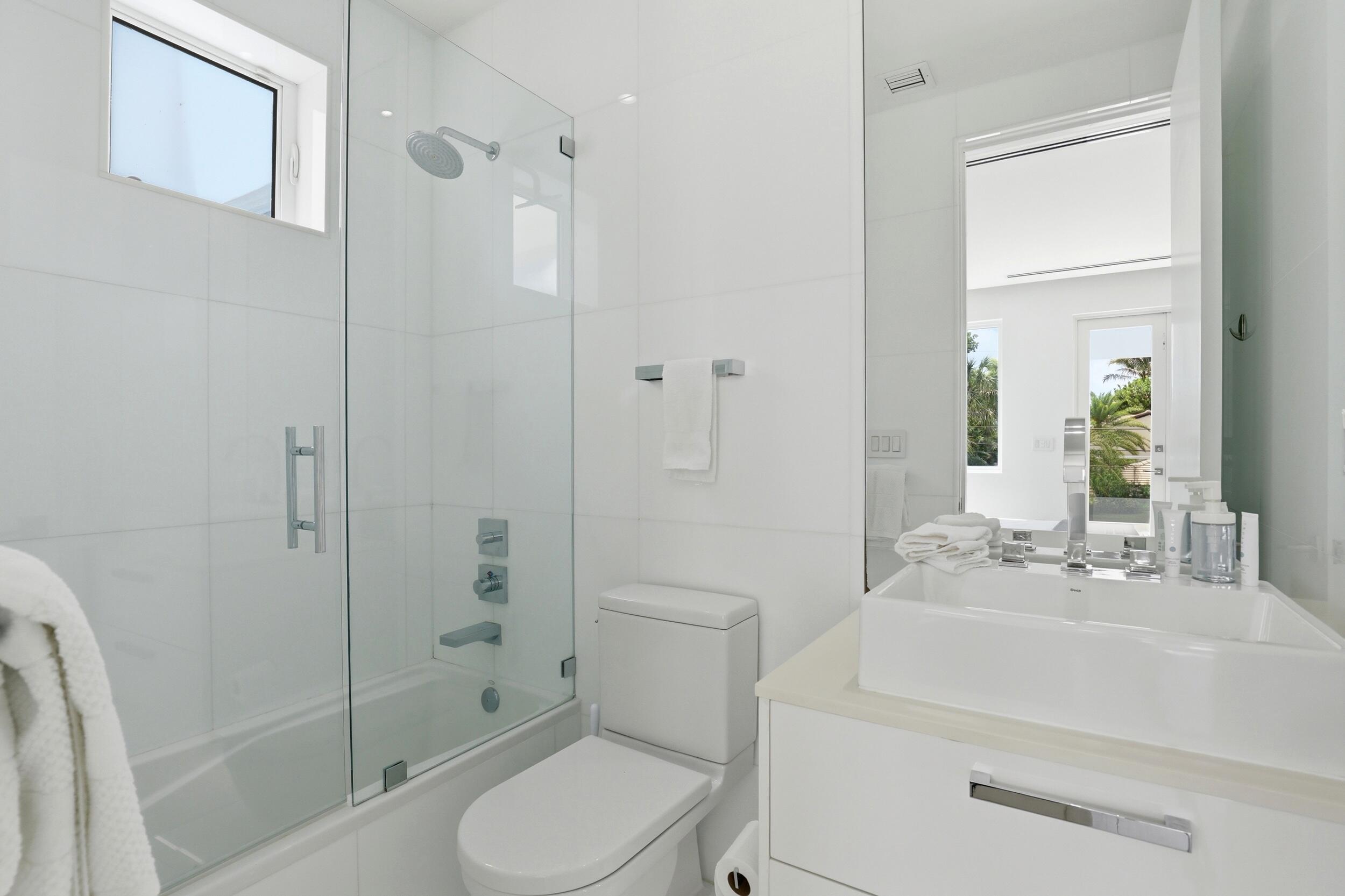 3017 N ATLANTIC, Fort Lauderdale FL 33308