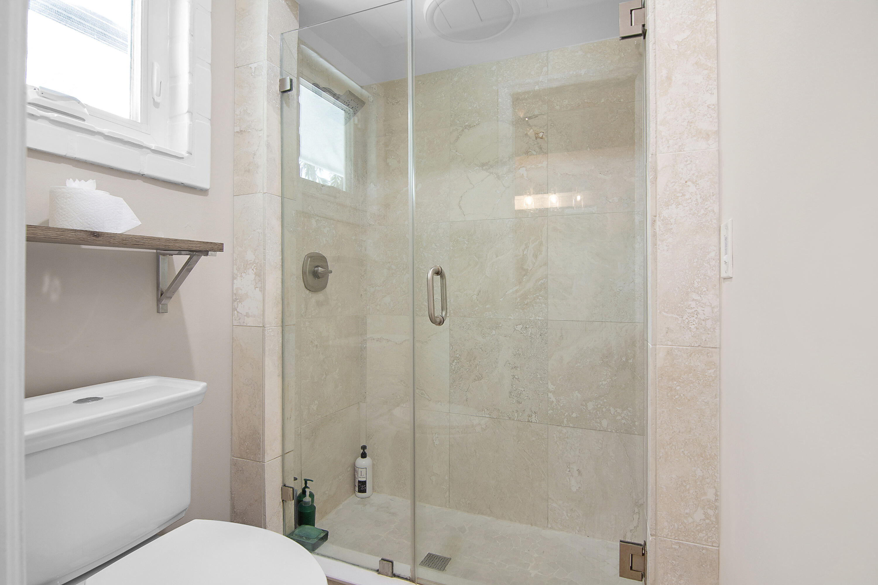 19 PINEHILL, Tequesta FL 33469