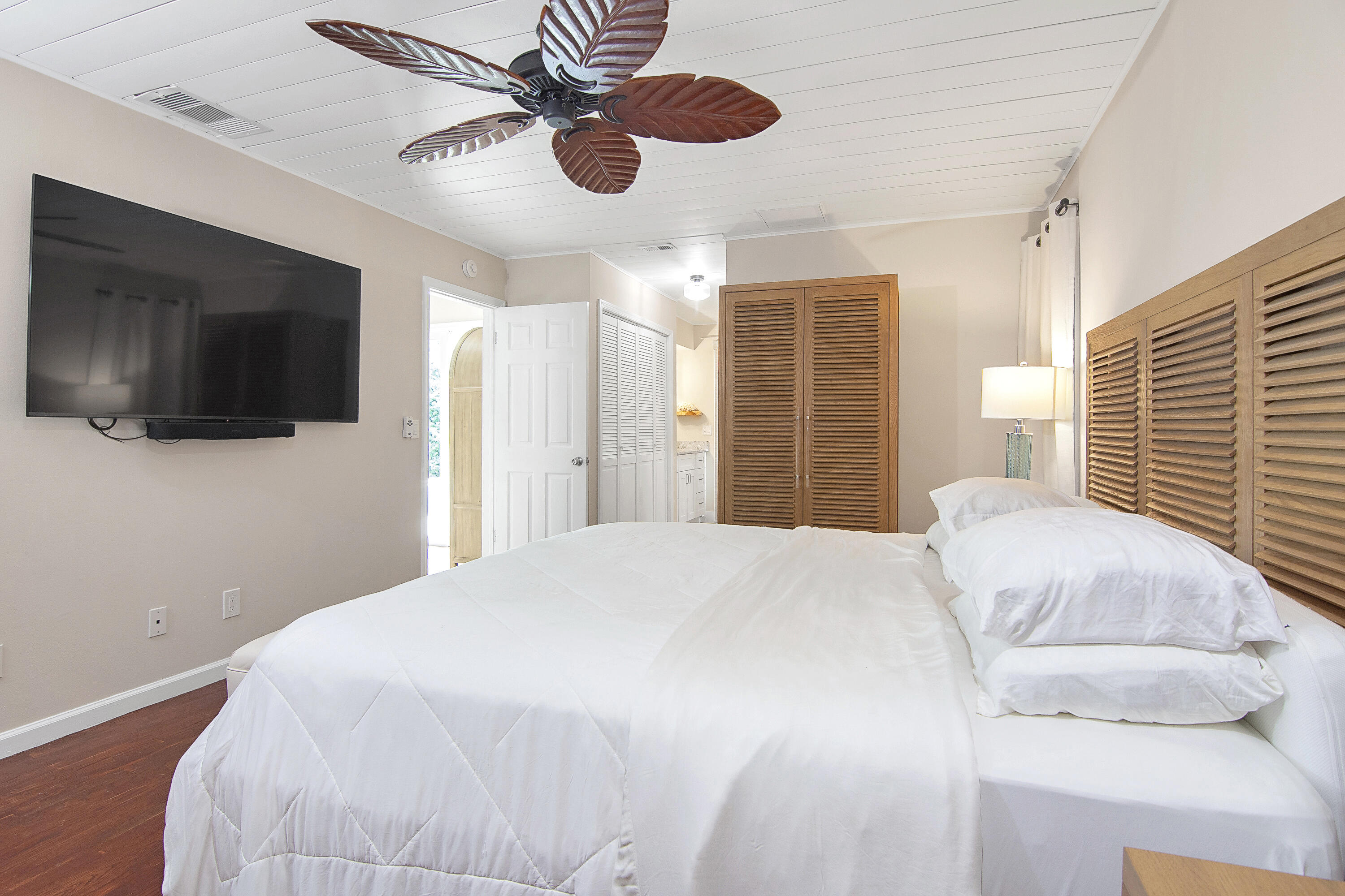 19 Pinehill, Tequesta FL 33469