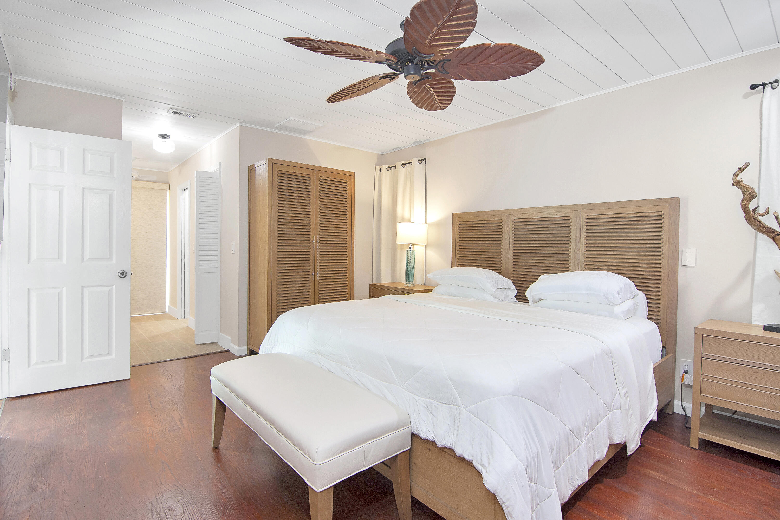 19 Pinehill, Tequesta FL 33469