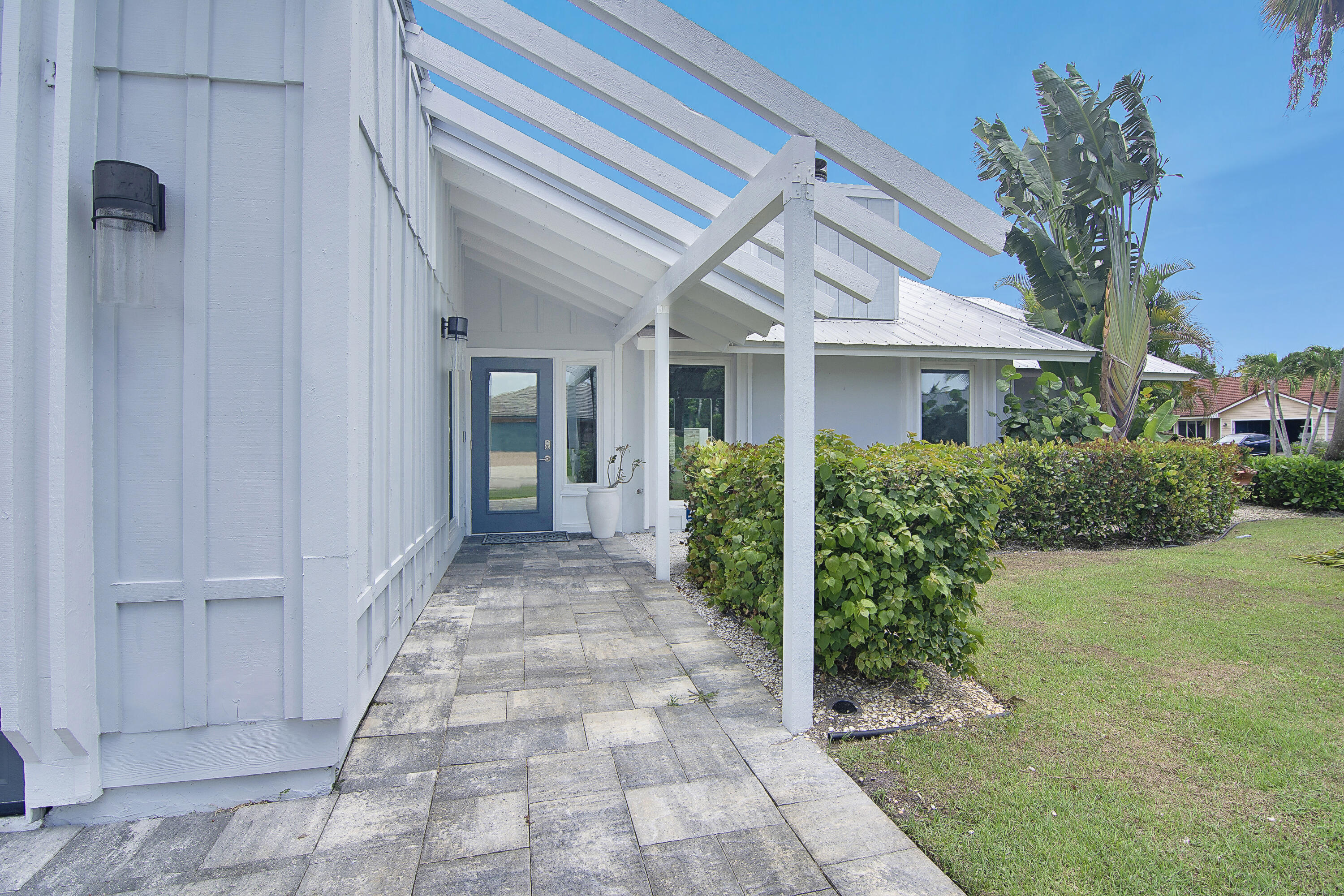 19 Pinehill, Tequesta FL 33469