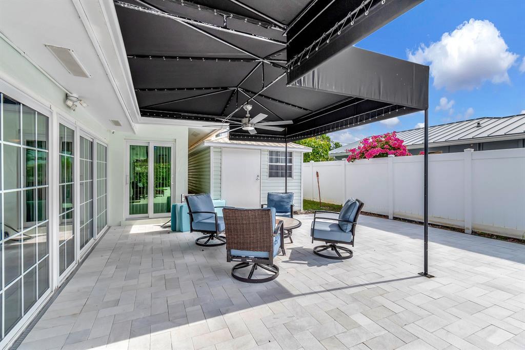 4450 NE 23RD, Lighthouse Point FL 33064