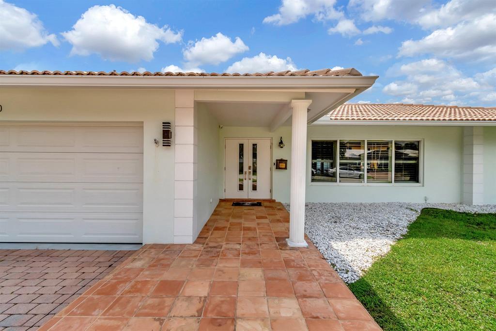 4450 NE 23RD, Lighthouse Point FL 33064