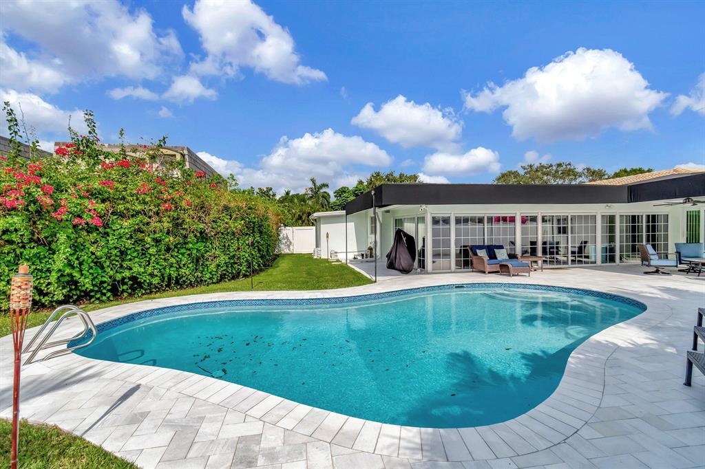 4450 NE 23RD, Lighthouse Point FL 33064