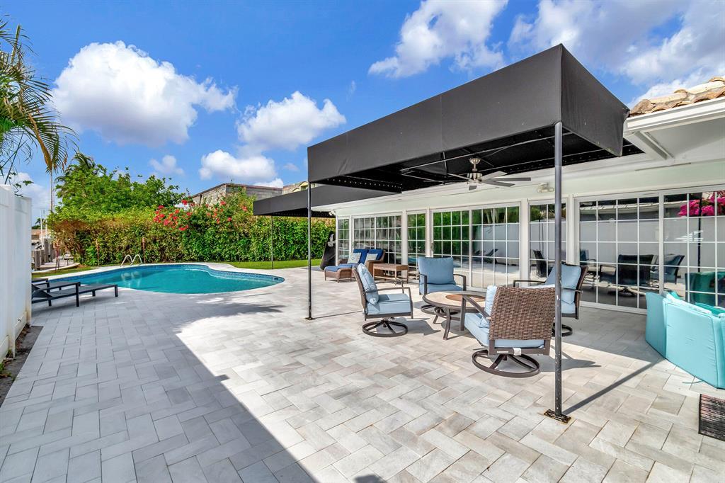 4450 NE 23RD, Lighthouse Point FL 33064