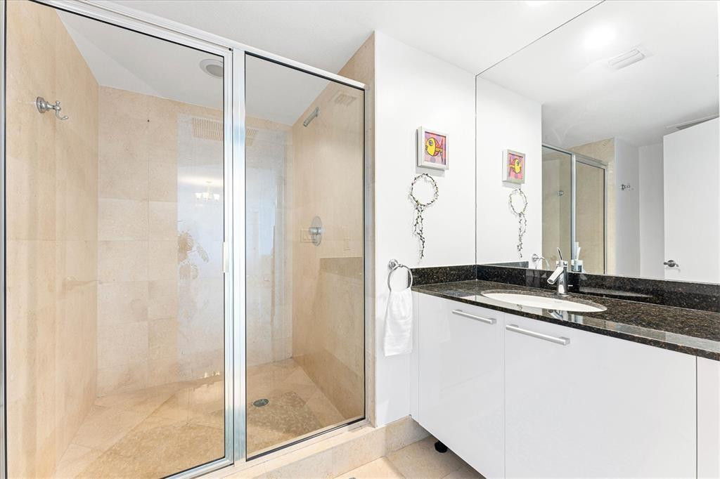 17201 COLLINS #805, Sunny Isles Beach FL 33160