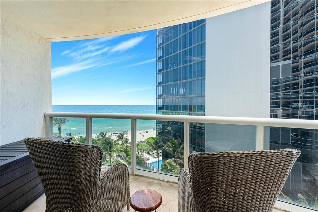17201 COLLINS #805, Sunny Isles Beach FL 33160